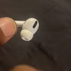 Left Apple Air Pod