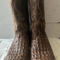 HP gatorskin cowboy boots