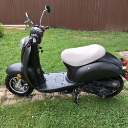 50cc Coleman Scooter