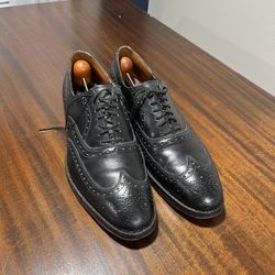 9.5 B Allen Edmonds McAllister Wingtip Oxfords Black
