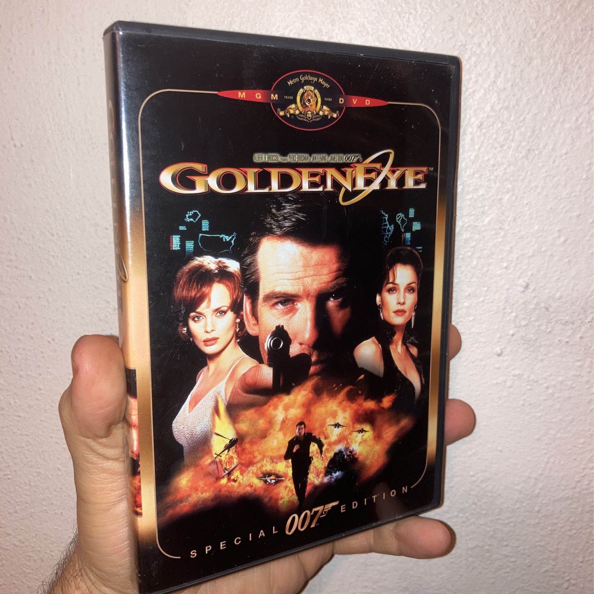 Goldeneye DVD - Pierce Brosnan