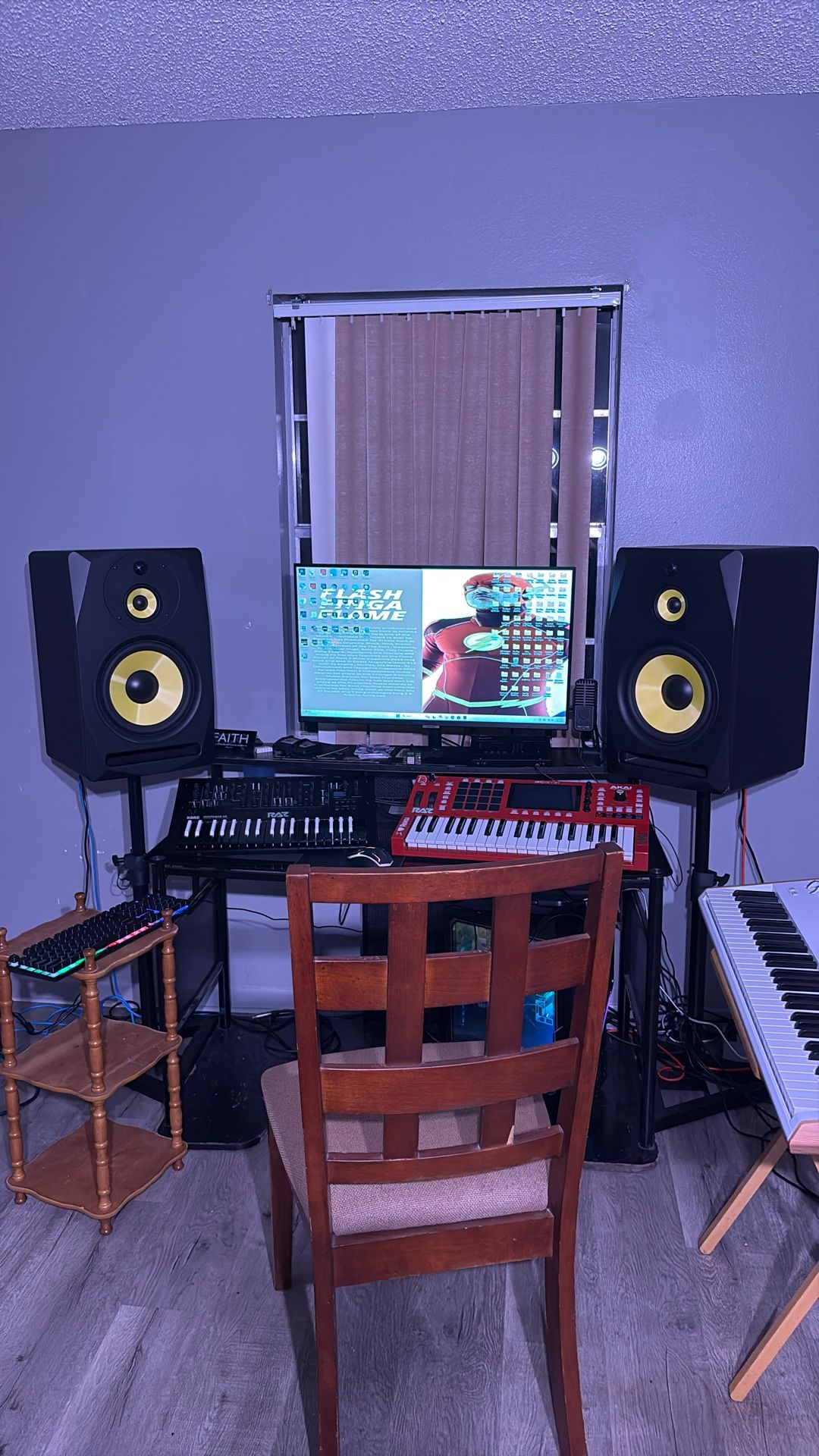 Rockville 10 Inch Studio Monitor