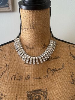 Crystal necklace with sparkling clear rhinestones.