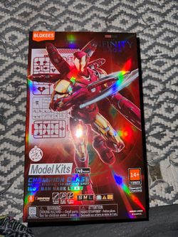 Blokees Champion Class Iron Man Mark LXXXV (73923) Model Kit.