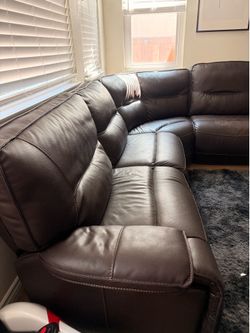 Free Sofa (sectional)