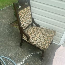 Wood Chair 