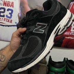 New balance shoes