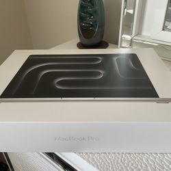 14-inch MacBook Pro| FACTORY SEALED BRAND NEW