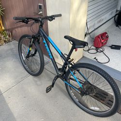 Trek Mountain Bike