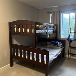 Bunker Bed