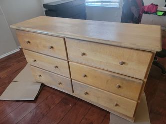6-Drawer Wood Dresser