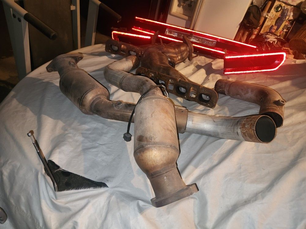 Dodge Magnum Parts