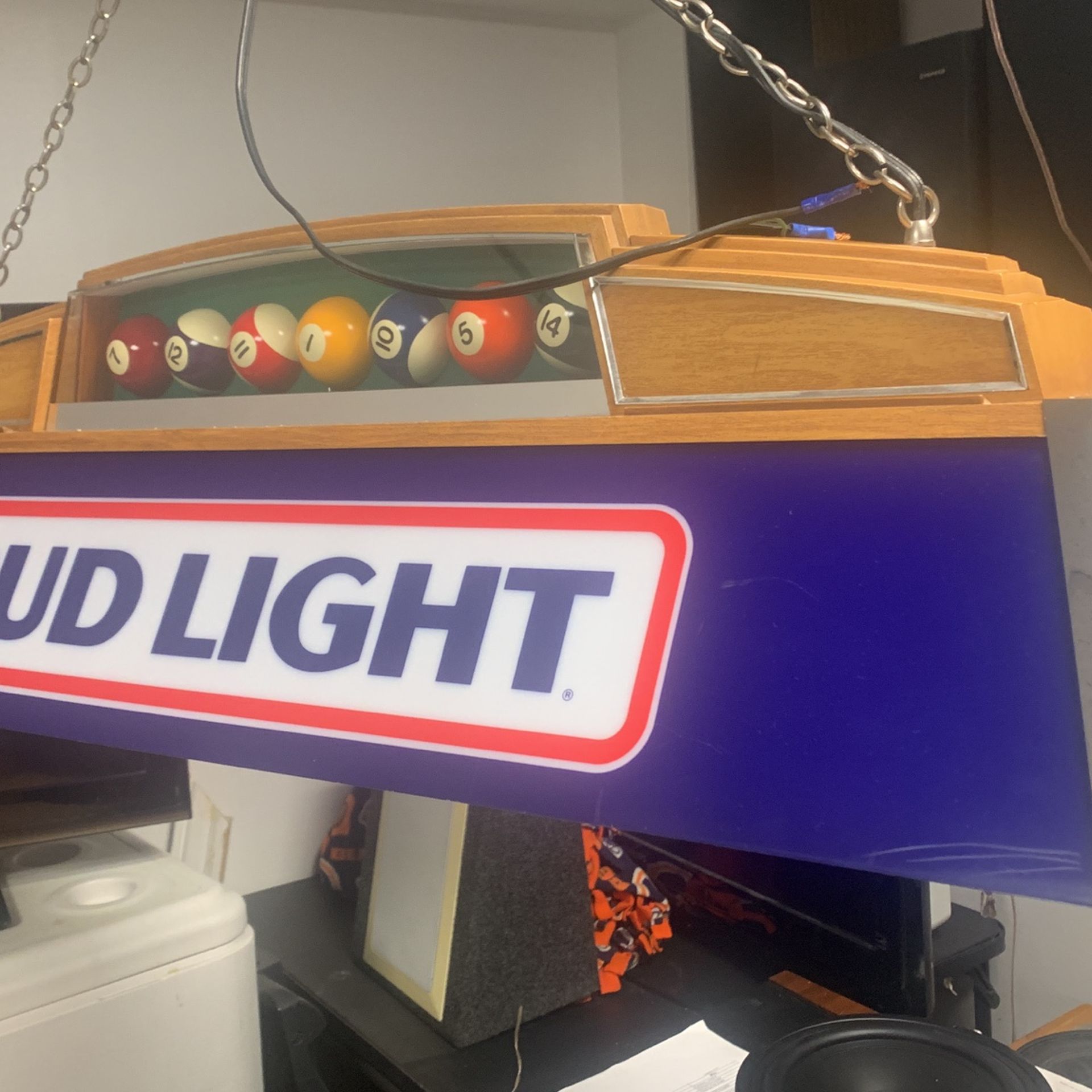 ⭐️🎈Pool table Light $100.00