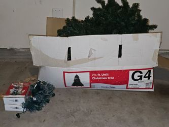 Christmas Tree and Over 1,000 lights - $80