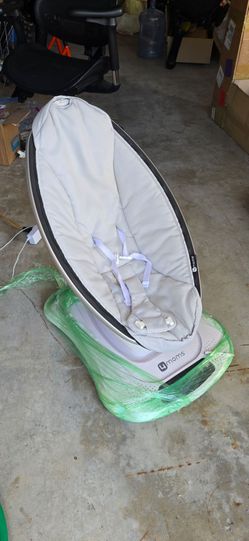 4 moms baby rocker