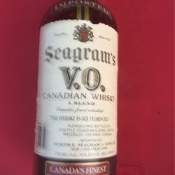 Seagram’s VO Canadian Whiskey Bottle Only 1983