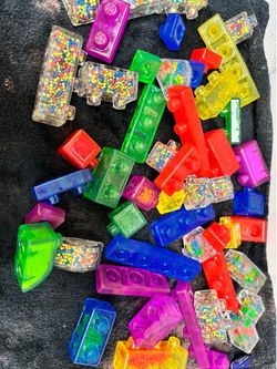 Jelly blox toy
