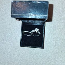 14KT White Gold Diamond Engagement Ring And Wedding Band