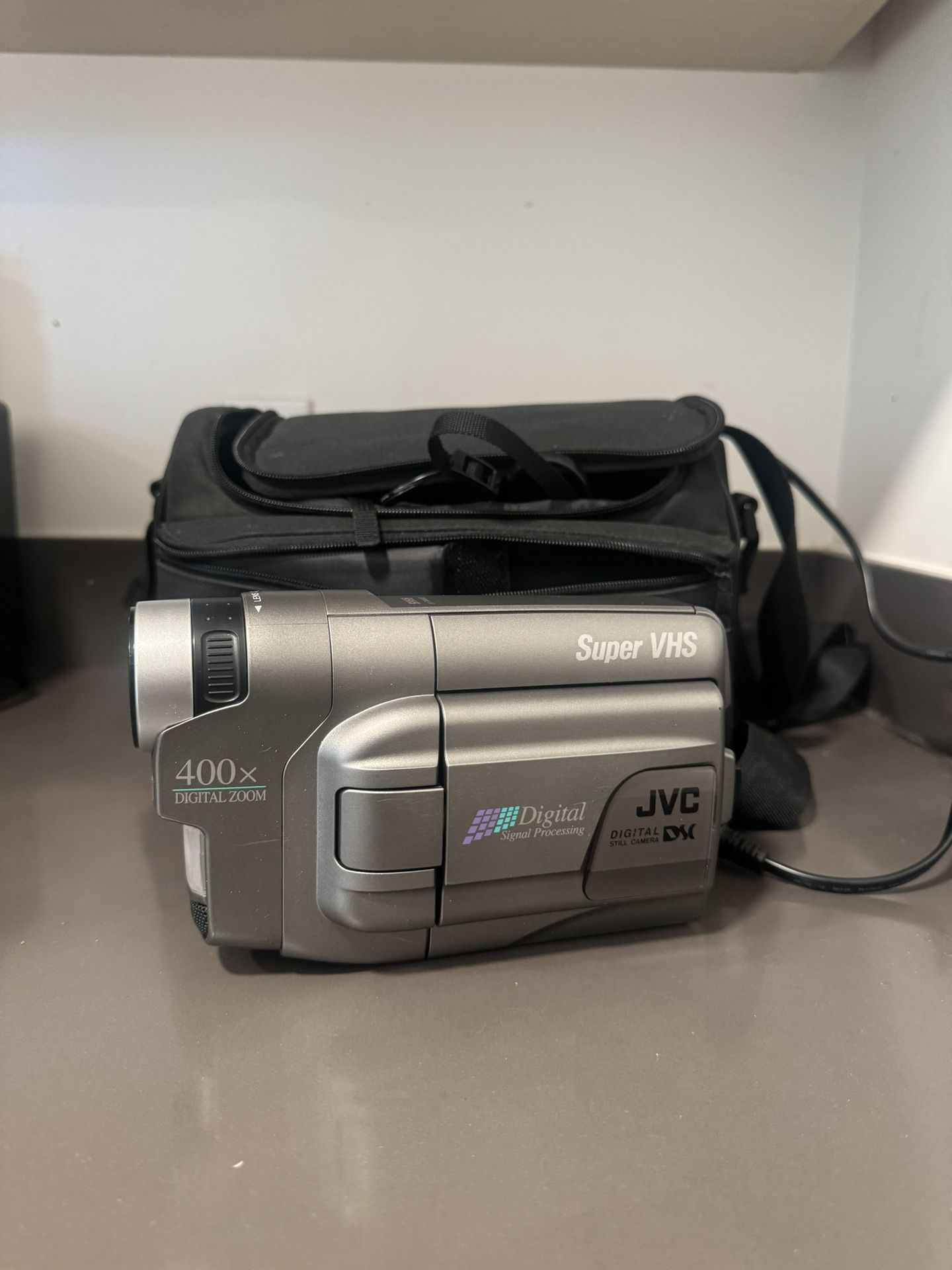 JVC VHS CAMCORDER