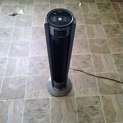 Air Conditioner/ HEATER PLUG IN