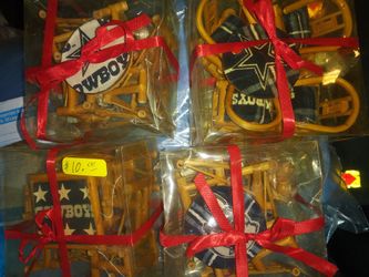 COWBOYS BAMBOO TABLE &CHAIRS