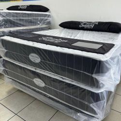 King Size New Thick Pillow Top Bed Can Deliver 