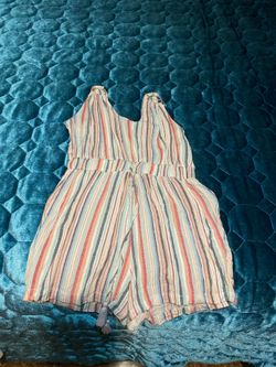 Girls size small kids it’s like 10 kids