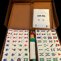 Vintage Chinese Mah Jong Set 148 Pc Ivory Color Tiles Double Tone