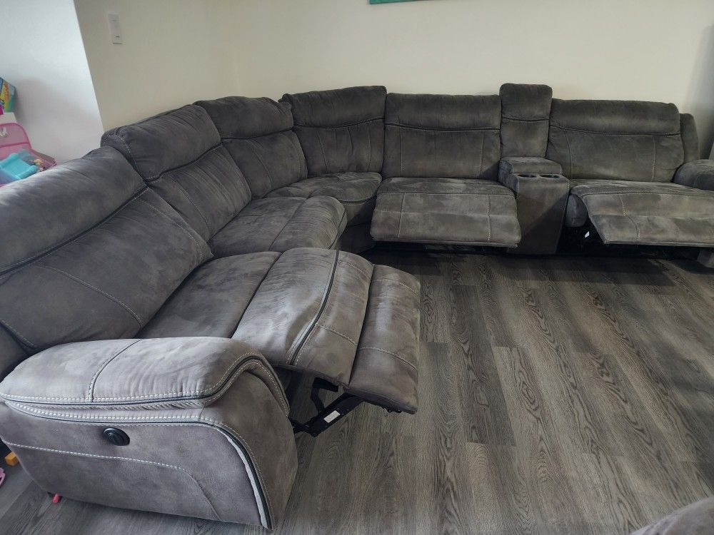 Sectional Sofa City Furniture Model Cindy Crawford