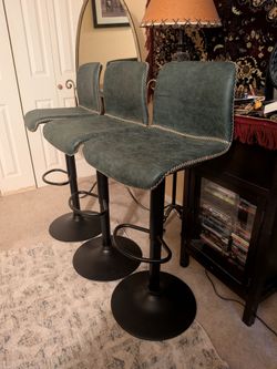 Set of barstools with back