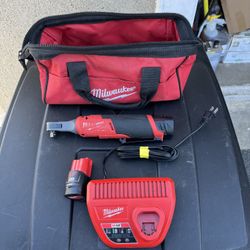 Milwaukee M12 Fuel Cordless 3/8” Ratchet with Bag, Charger & (2) Batteries (LIKE NEW)