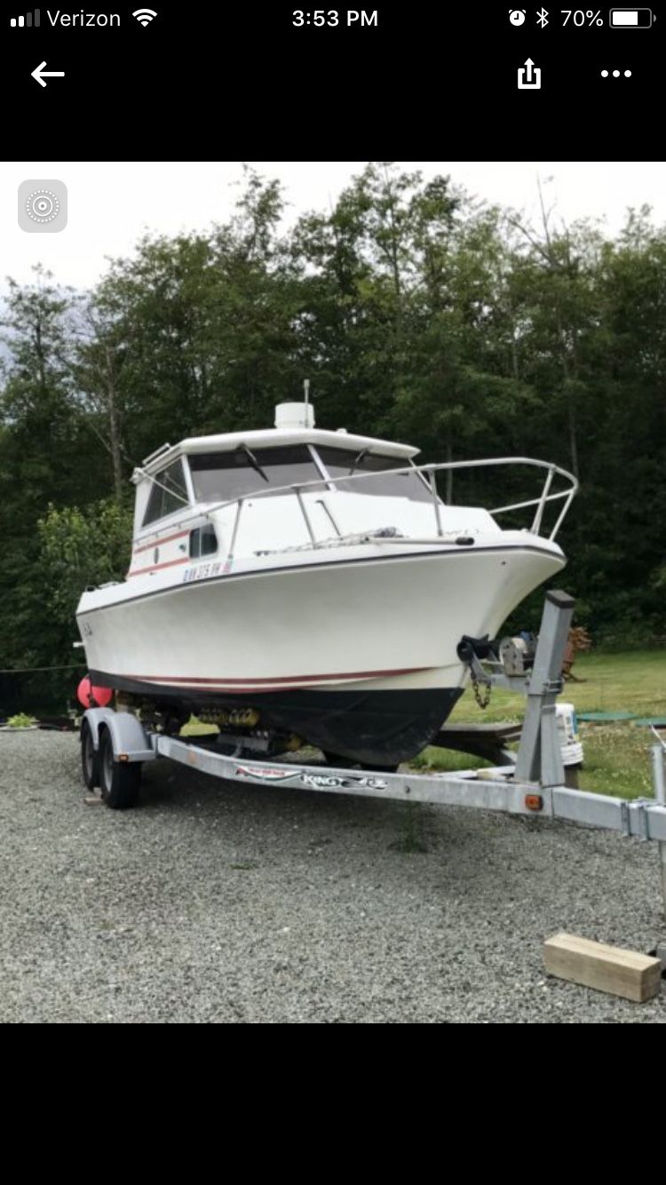 1978 GlasPly Alaskan bulkhead 24’