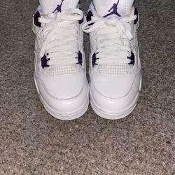 Air jordan 4 purple metallic retros