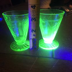 Uranium Cups 3.5 Ounces