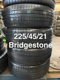 225/45/21 (4) Bridgestone Turanza EL450