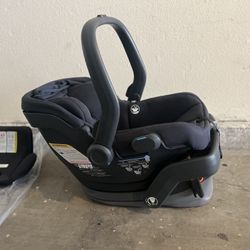 UppaBaby Mesa Infant Car Seat + Base
