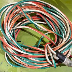 76 ft Leviton Heavy Duty Extension Cord – UL Listed – 15A 125V – Contractor Grade