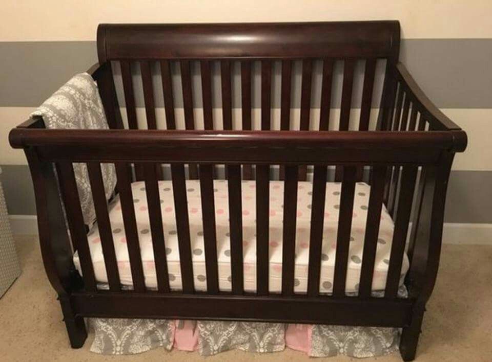 Café Kids Jamison Convertible 4-in-1 Crib.