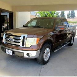 2011 Ford F150 XL SuperCrew 5.5-ft. Bed 2WD