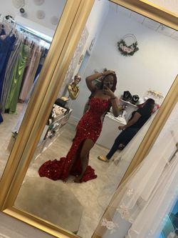 red prom dress