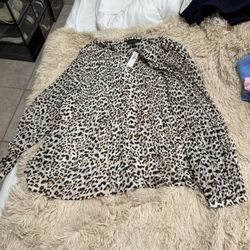 Banana Republic Women’s Blouse Leopard Print