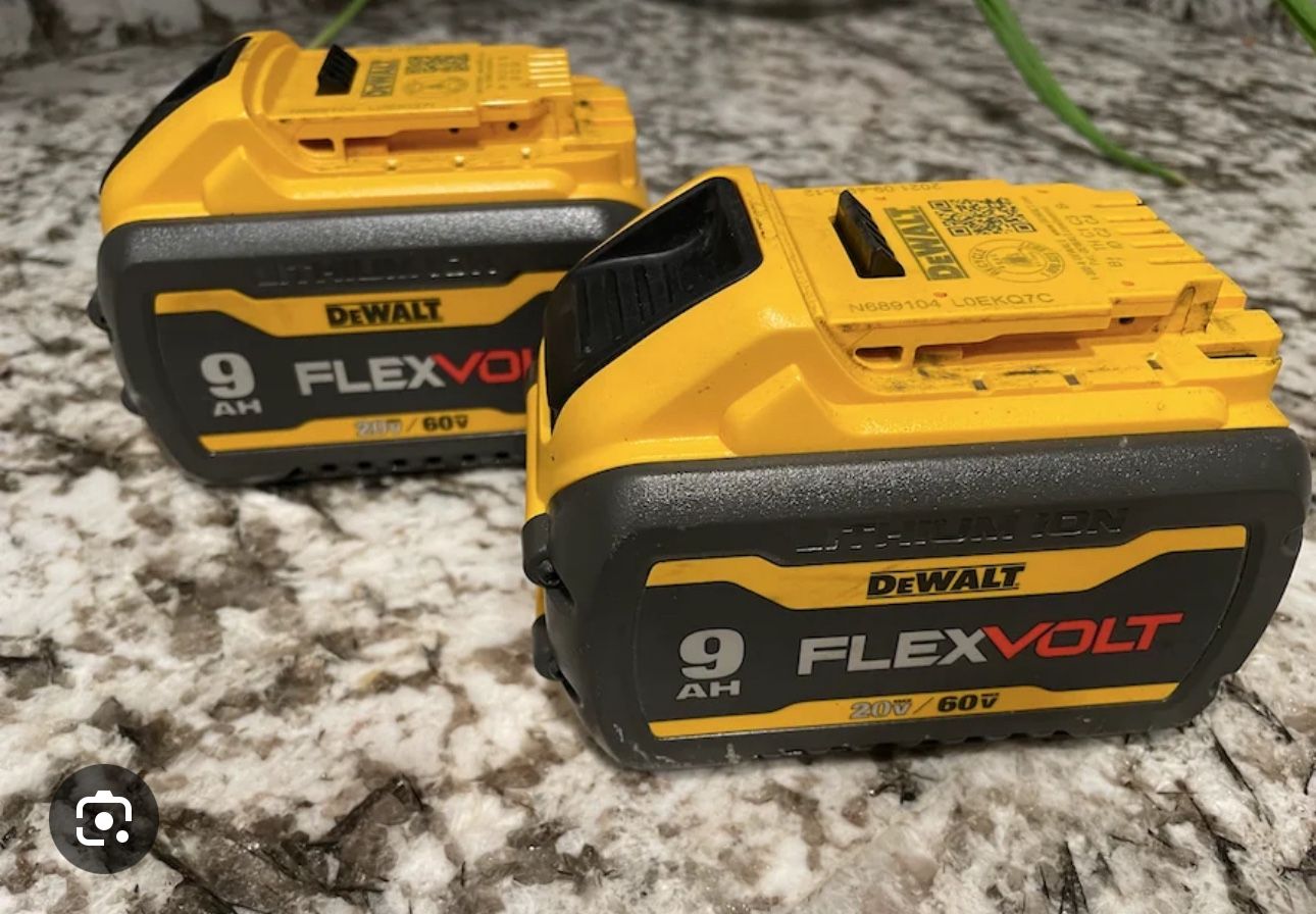 Dewalt l Batteries