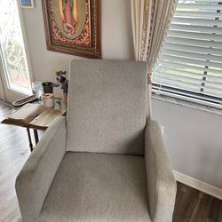 Rocking CHAIR 25.00