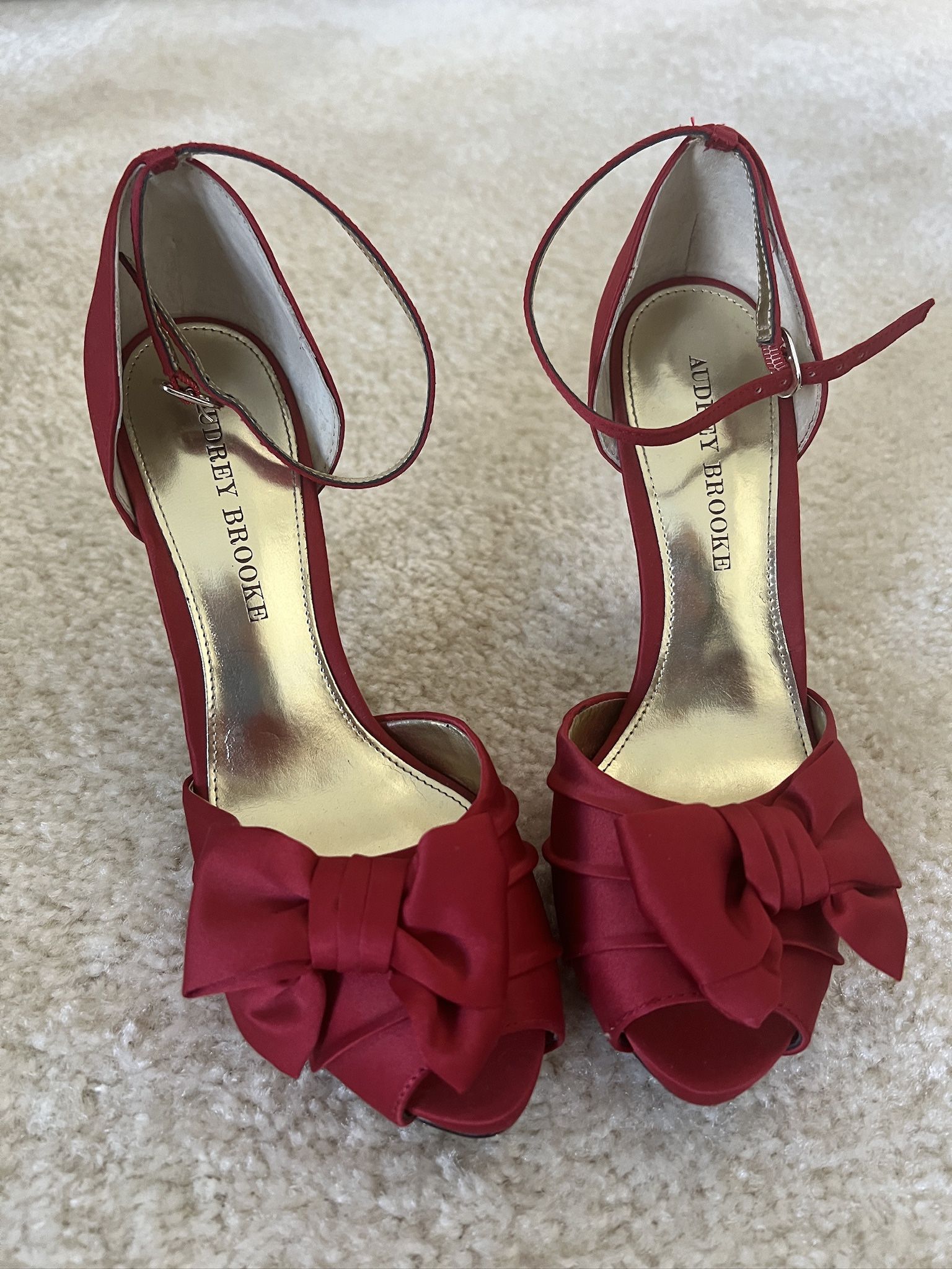 Audrey Brooke Size 7.5 Red Heels