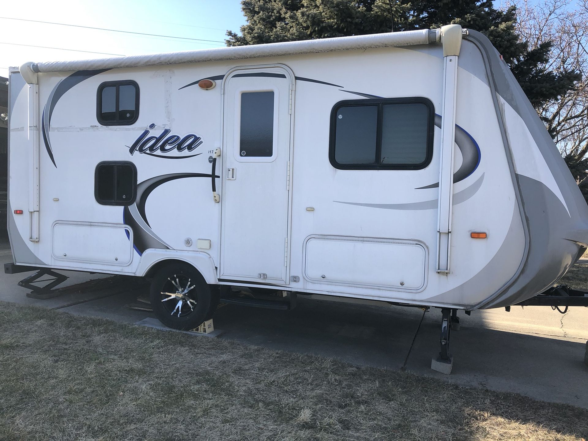 2013 Travel Lite Cobblestone