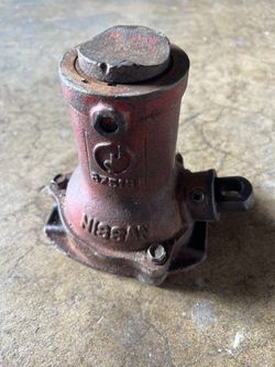 Nissan Car Jack