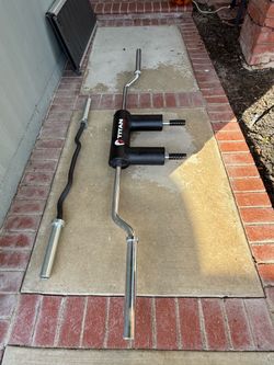 Titan Fitness Safety Squat Bar