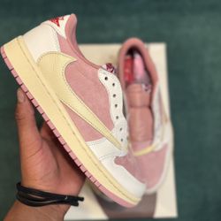 Travis Scott Pink Jordan 1 Low