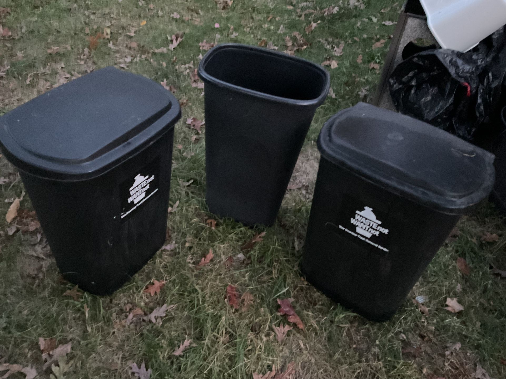 Three Black , Kitchen Trash Cans, $7 Each, Or All For $17 (NO SHIPPING)