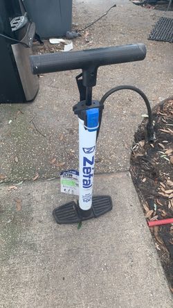 Floor bike pump